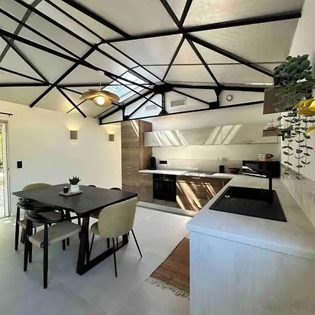 La Guinguette Sous Les Muriers Perpignan
